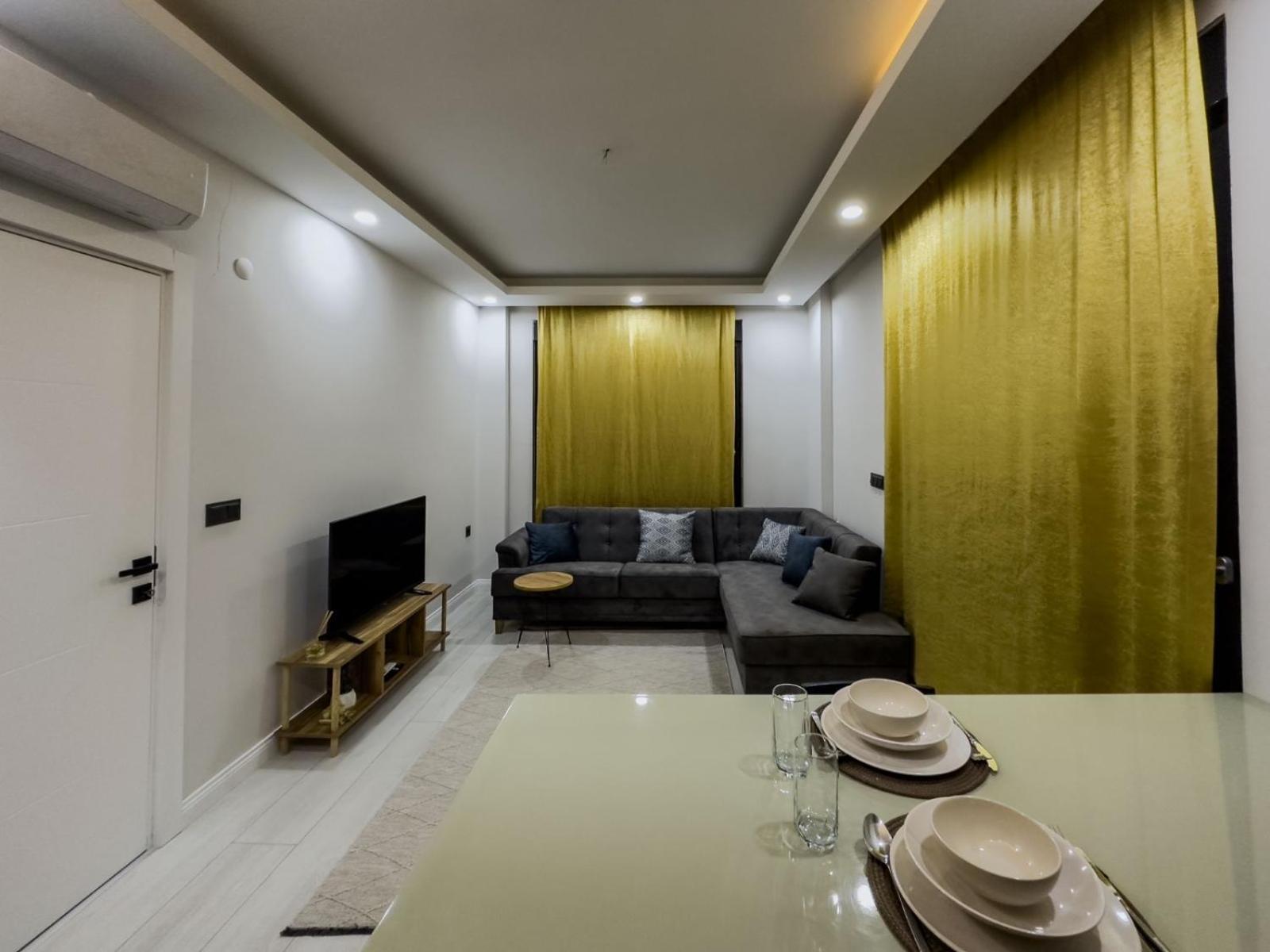 Havalimanina Yakin 1+1 Lux Suite Aksu  外观 照片