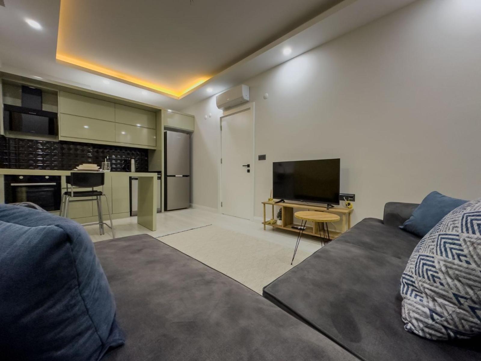 Havalimanina Yakin 1+1 Lux Suite Aksu  外观 照片
